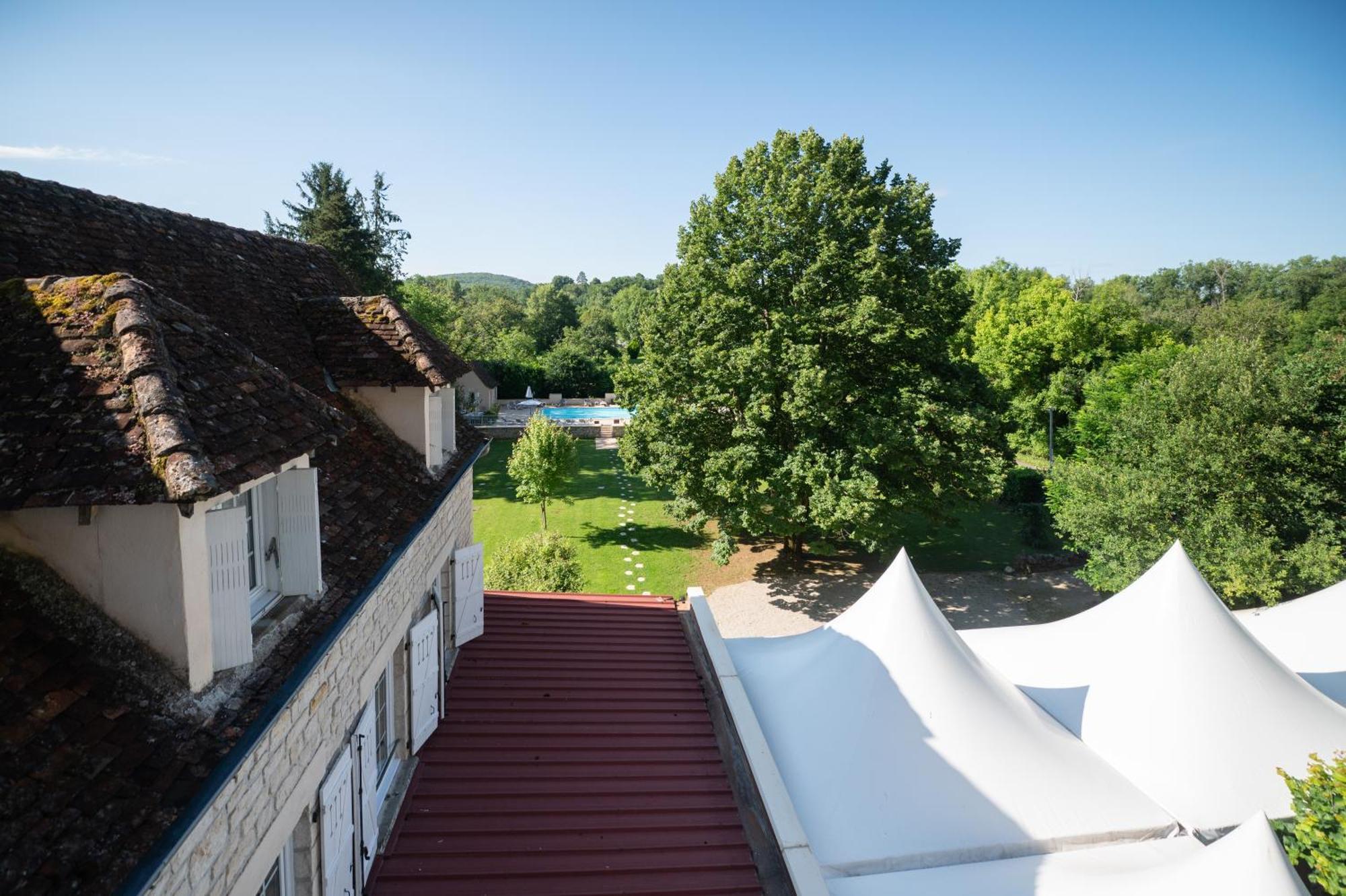 Logis Hotels - Hotel Restaurant Domaine Les Falaises Мартель Экстерьер фото
