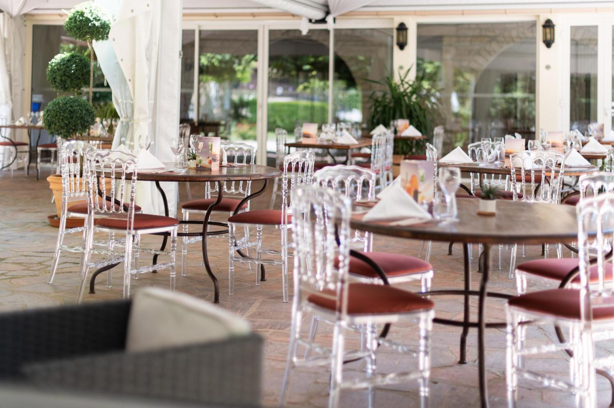 Logis Hotels - Hotel Restaurant Domaine Les Falaises Мартель Экстерьер фото