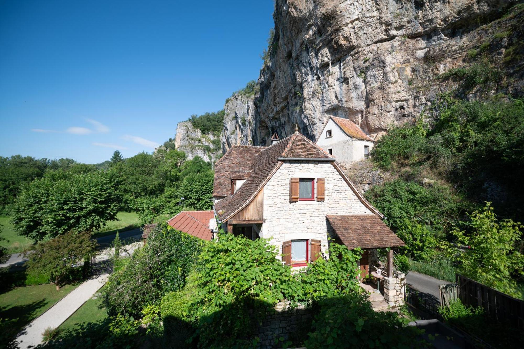 Logis Hotels - Hotel Restaurant Domaine Les Falaises Мартель Экстерьер фото